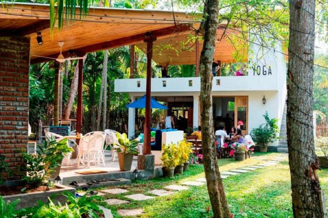 Salt House Hotel Dickwella Exterior photo